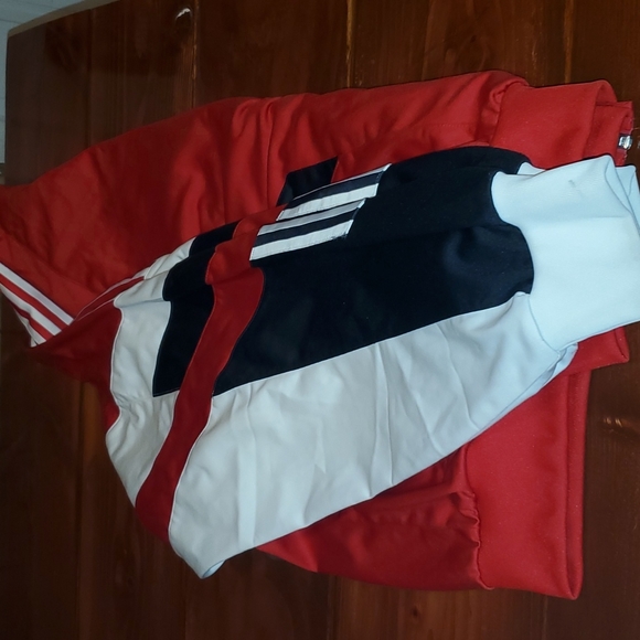 Adidas - Picture 6 of 7